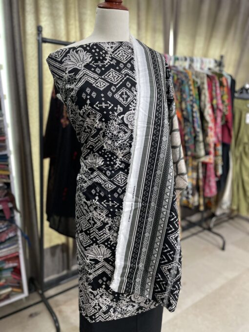3-Piece-Printed Lawn Suit - Image 2