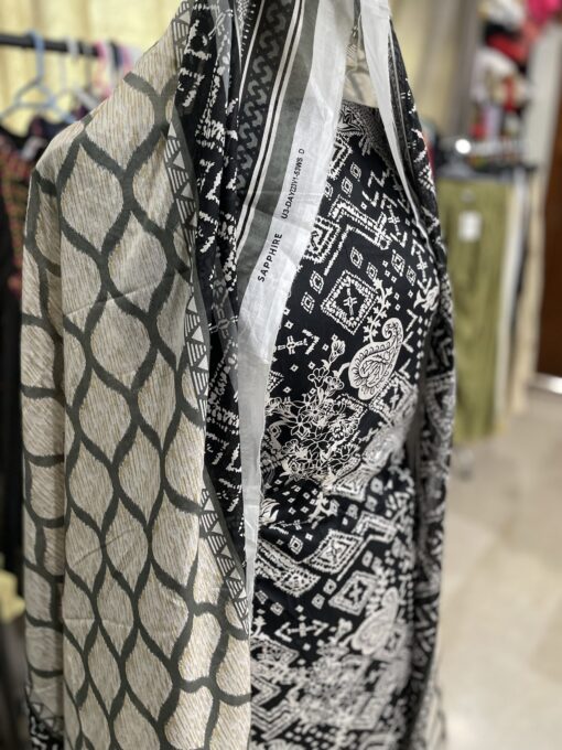 3-Piece-Printed Lawn Suit - Image 6