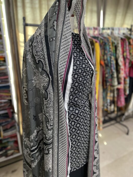 3-Piece-Printed Lawn Suit - Image 5